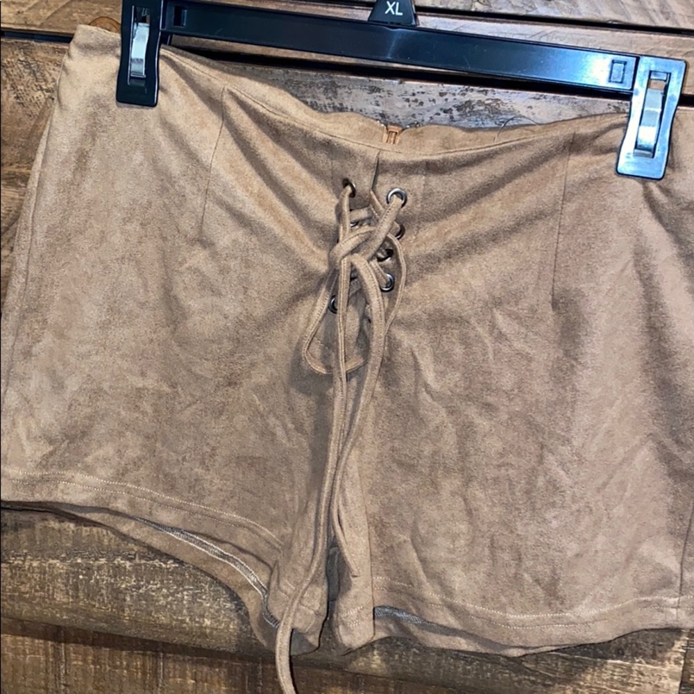 Dressy Suede shorts